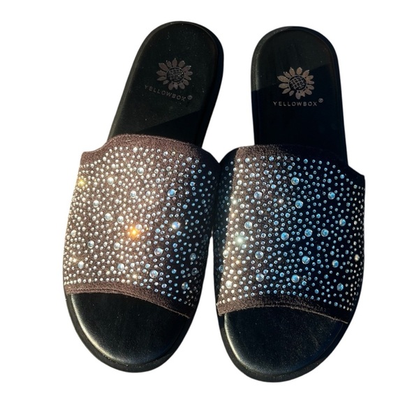 Yellow Box Louie Rhinestone Embellished Black Slides Size 6 - Picture 7 of 8